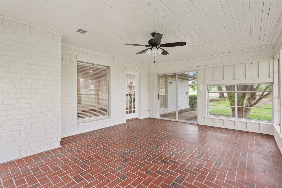 153 Eagle Canyon Drive China Spring TX 76633