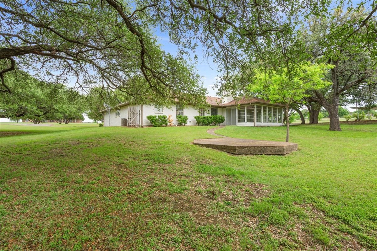 153 Eagle Canyon Drive China Spring TX 76633
