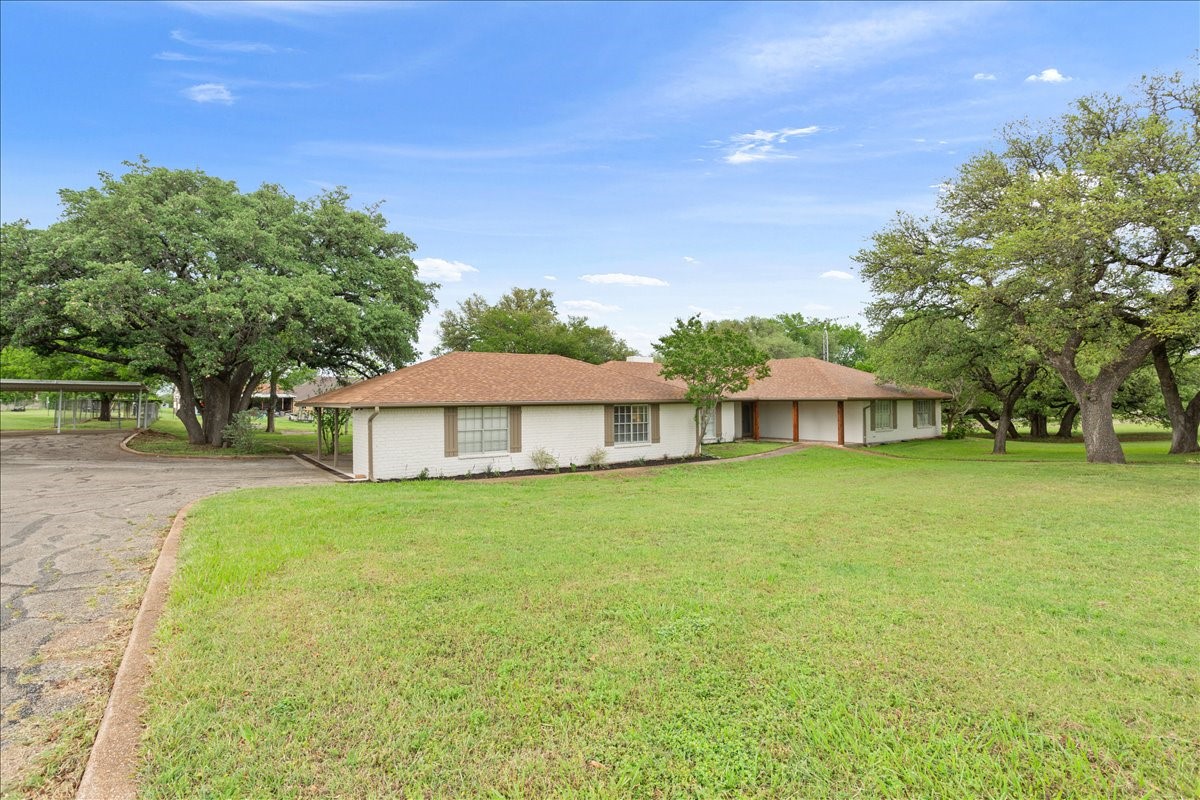 153 Eagle Canyon Drive China Spring TX 76633