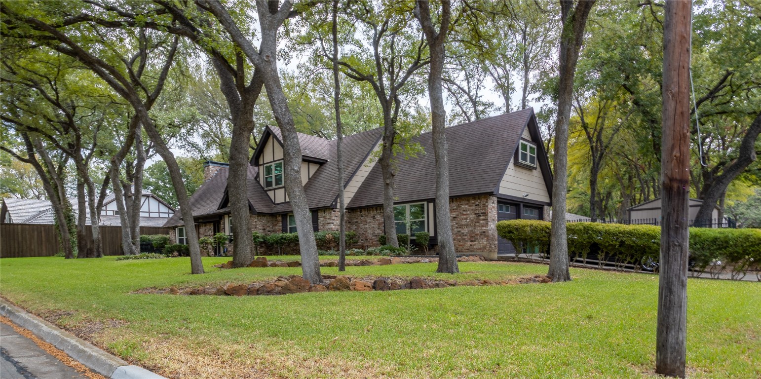 2101 Stafford Drive Arlington TX 76012