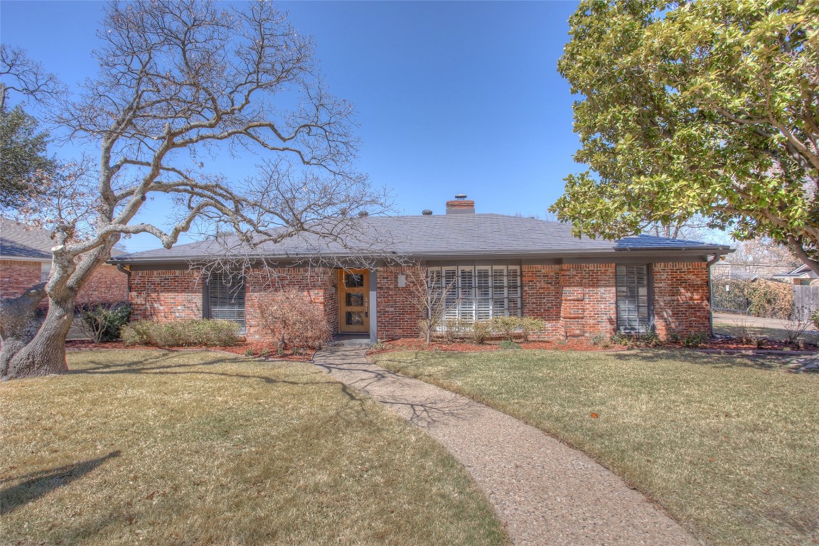 3820 Arborlawn Drive Fort Worth TX 76109