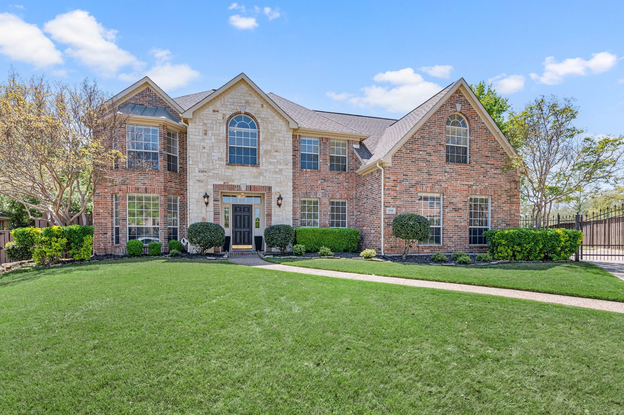 709 Saxon Trail Southlake TX 76092