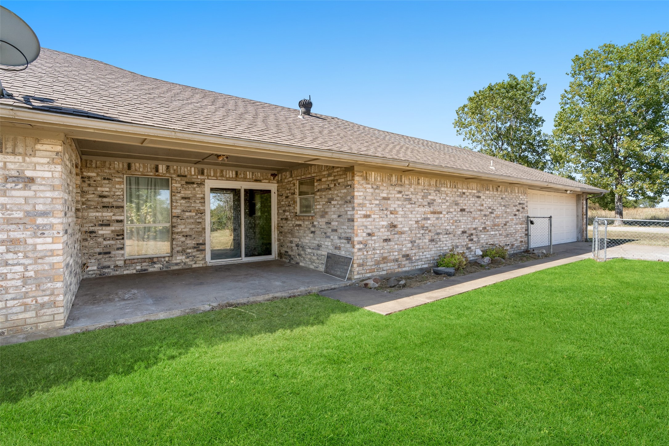 10492 Us Highway 69 Trenton TX 75490