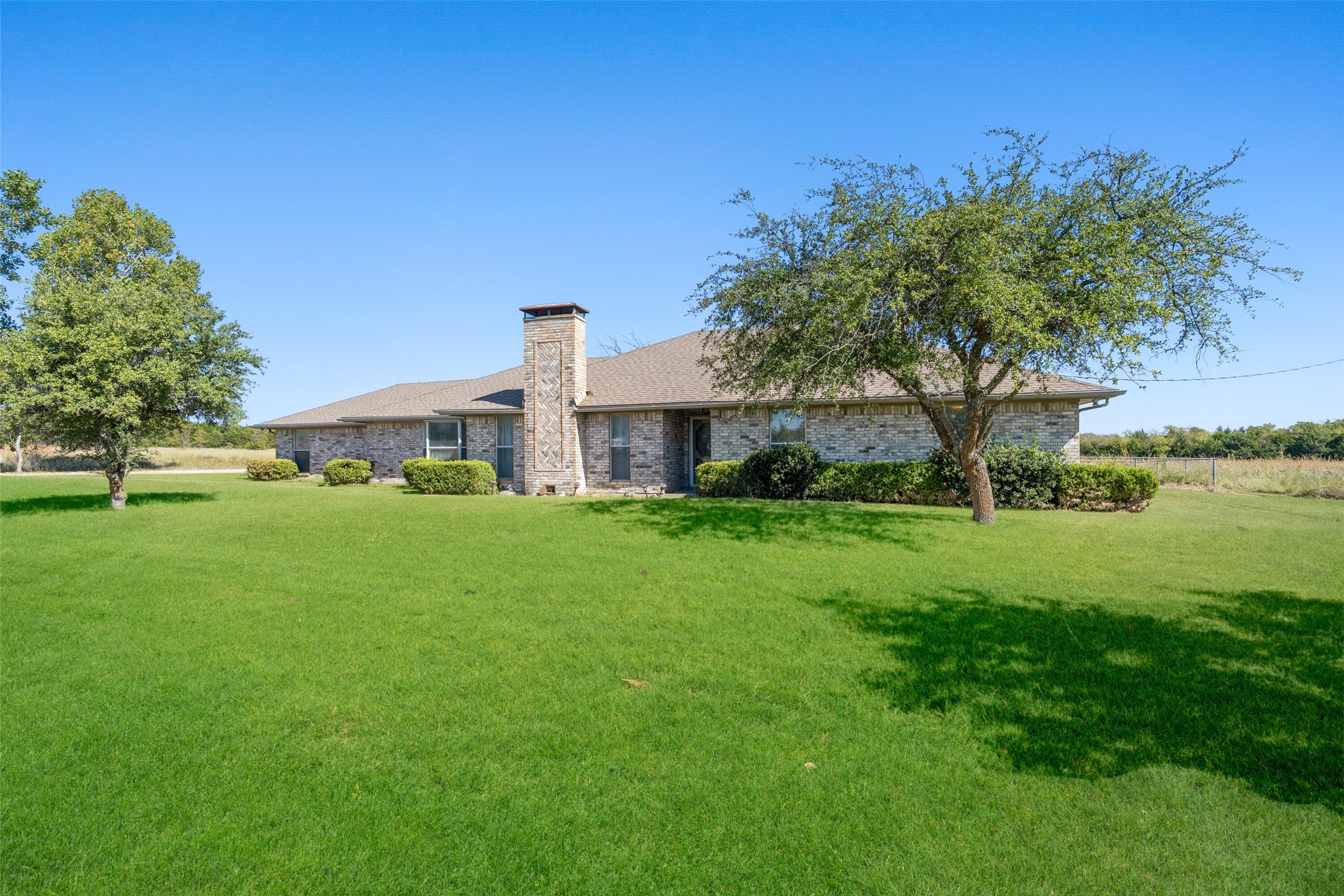 10492 Us Highway 69 Trenton TX 75490
