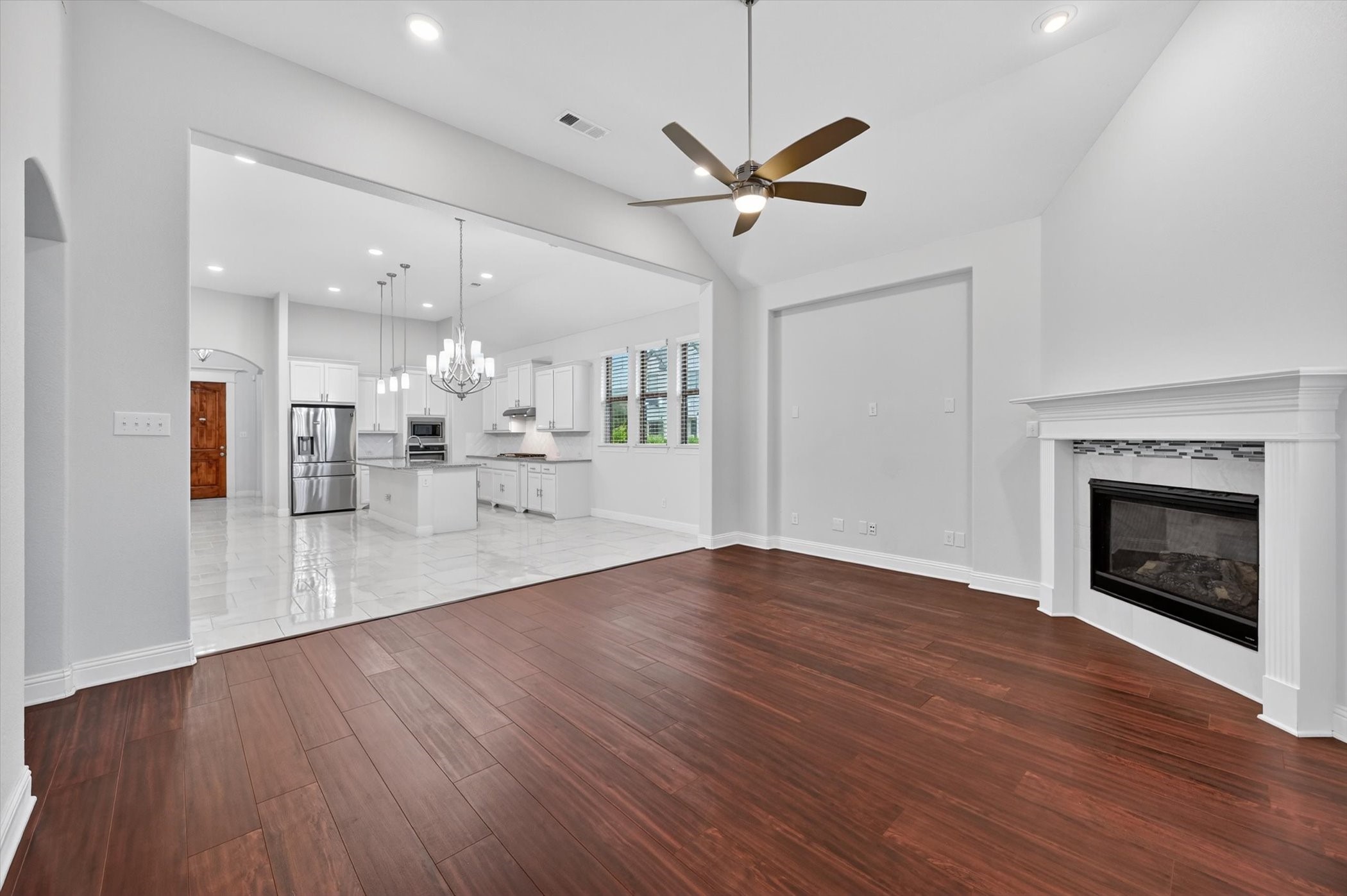 1107 Amber Rose Way Arlington TX 76005