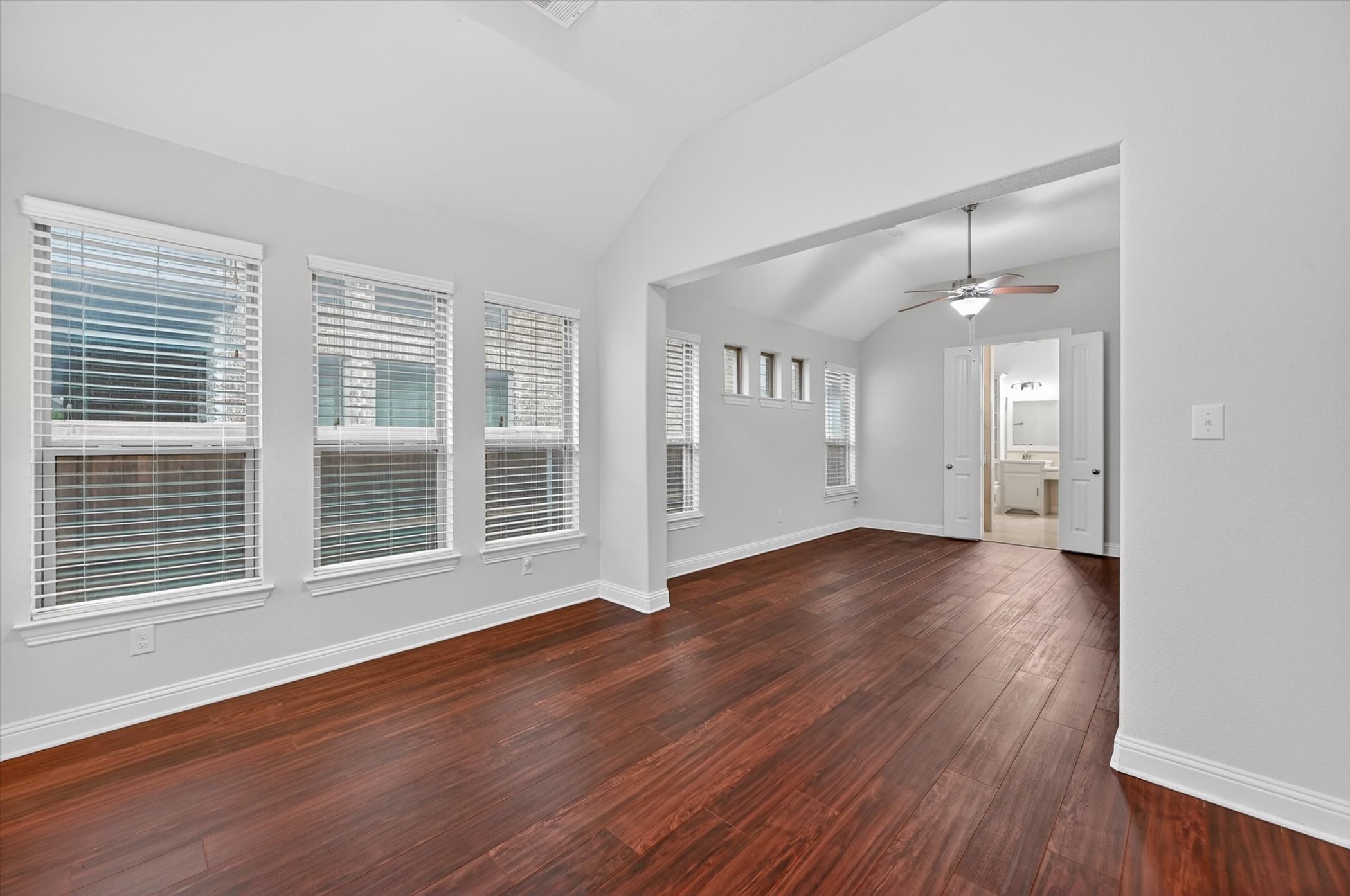 1107 Amber Rose Way Arlington TX 76005