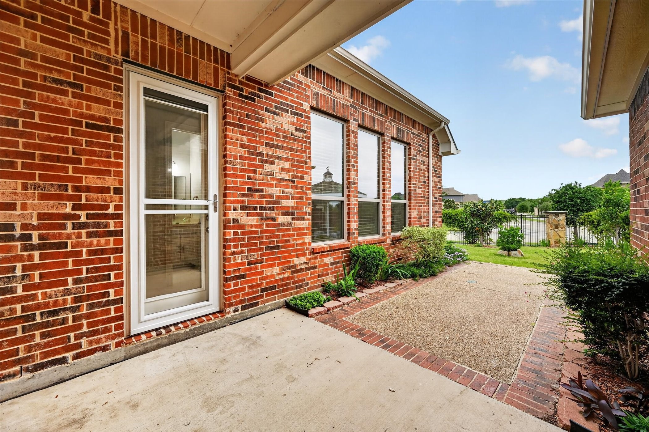 1107 Amber Rose Way Arlington TX 76005