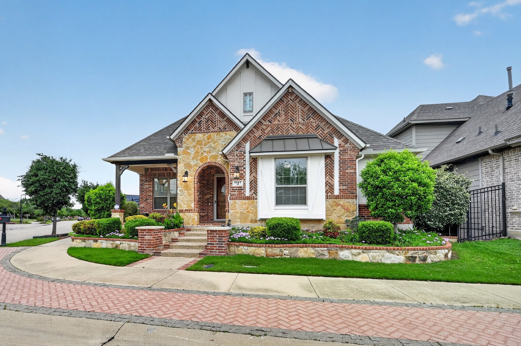1107 Amber Rose Way Arlington TX 76005