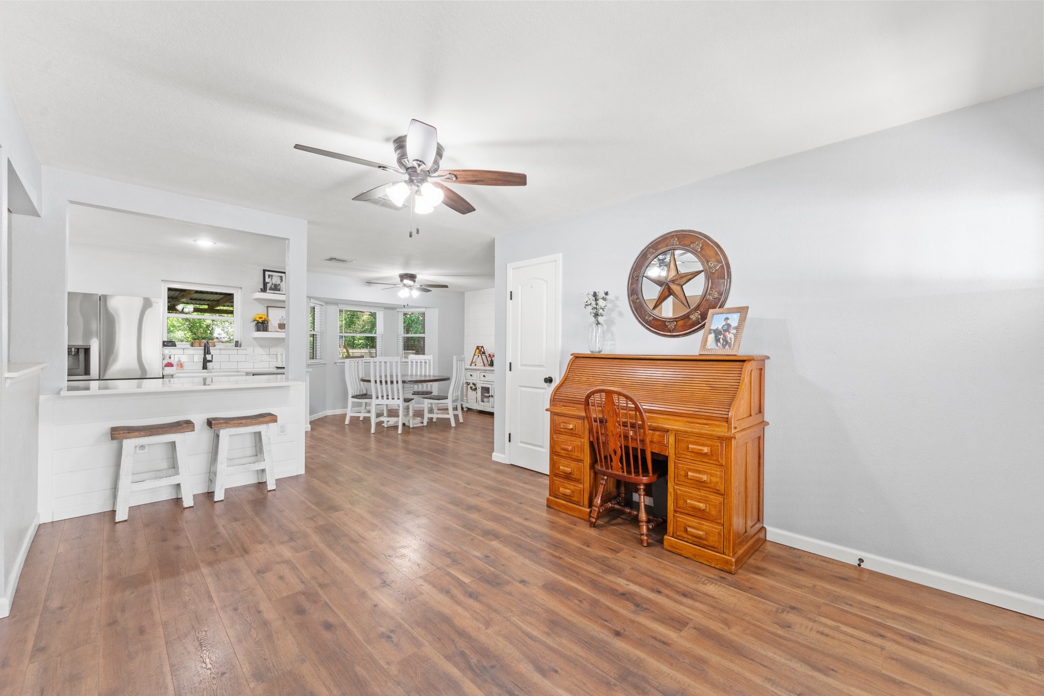311 Robin Court Burleson TX 76028