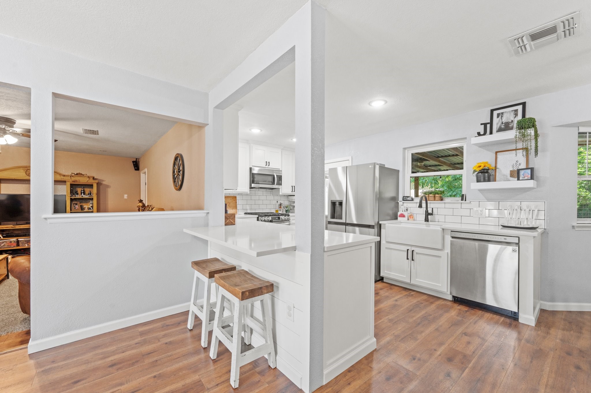 311 Robin Court Burleson TX 76028
