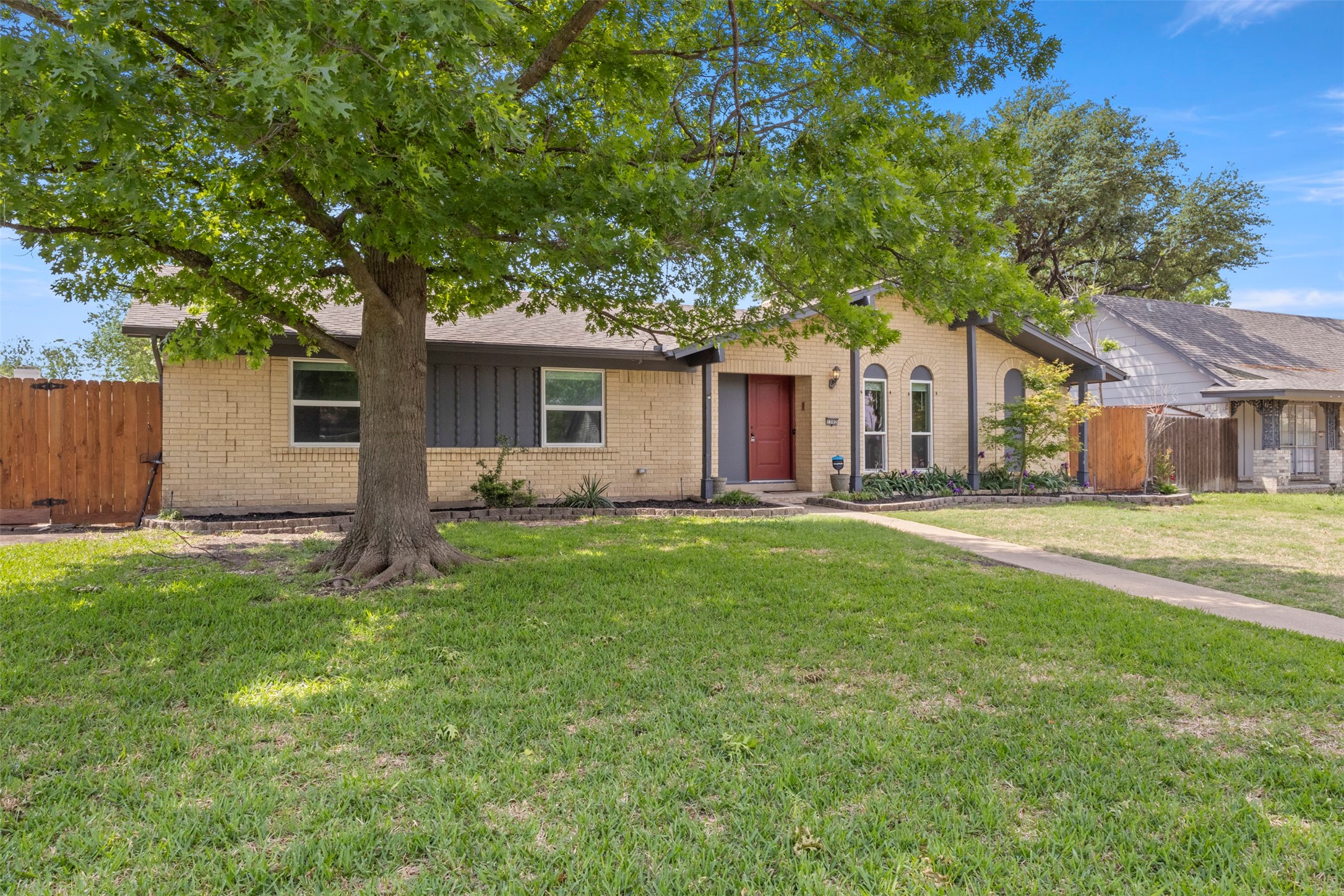 1302 Hillsdale Drive Richardson TX 75081
