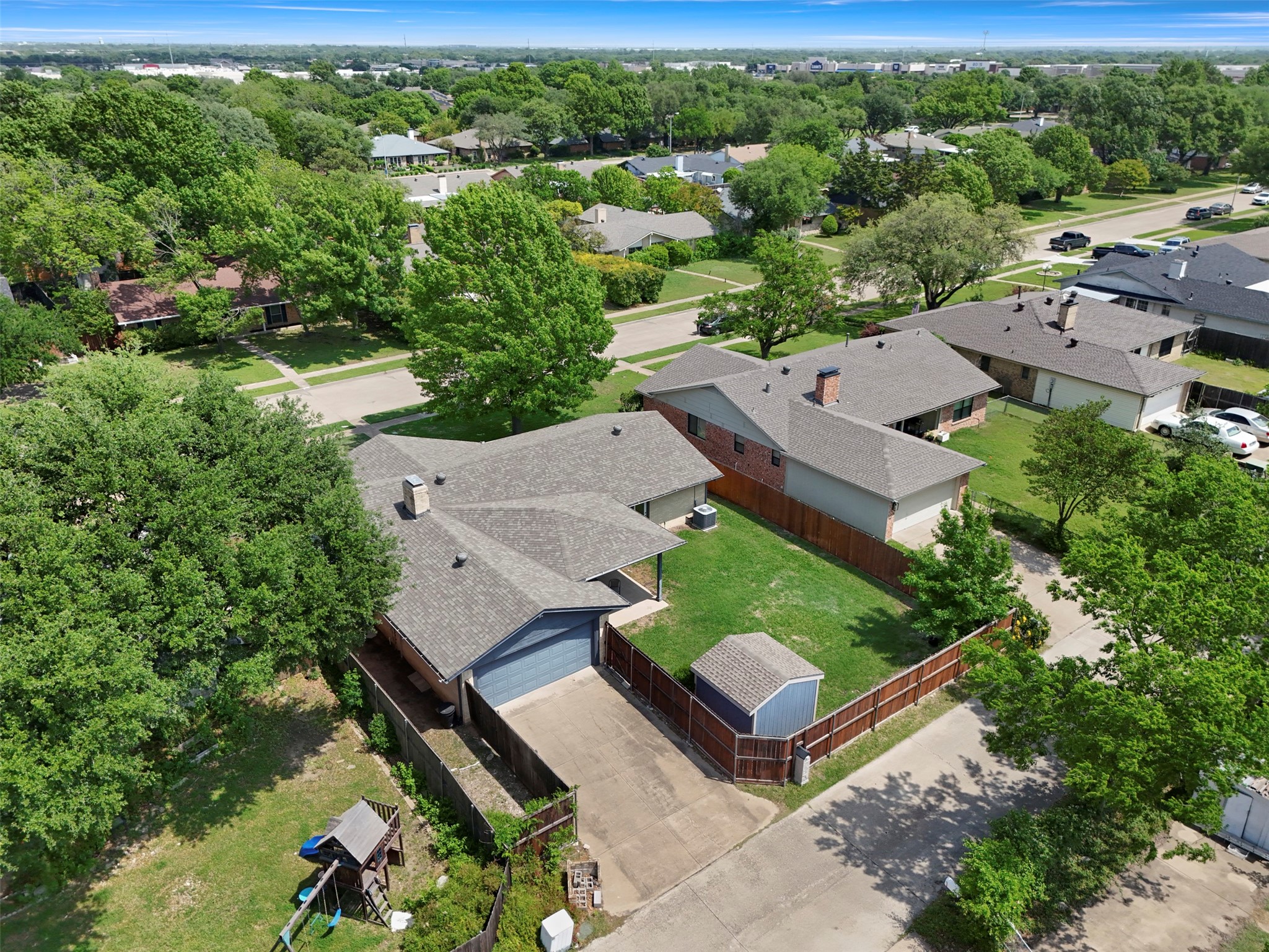 1302 Hillsdale Drive Richardson TX 75081