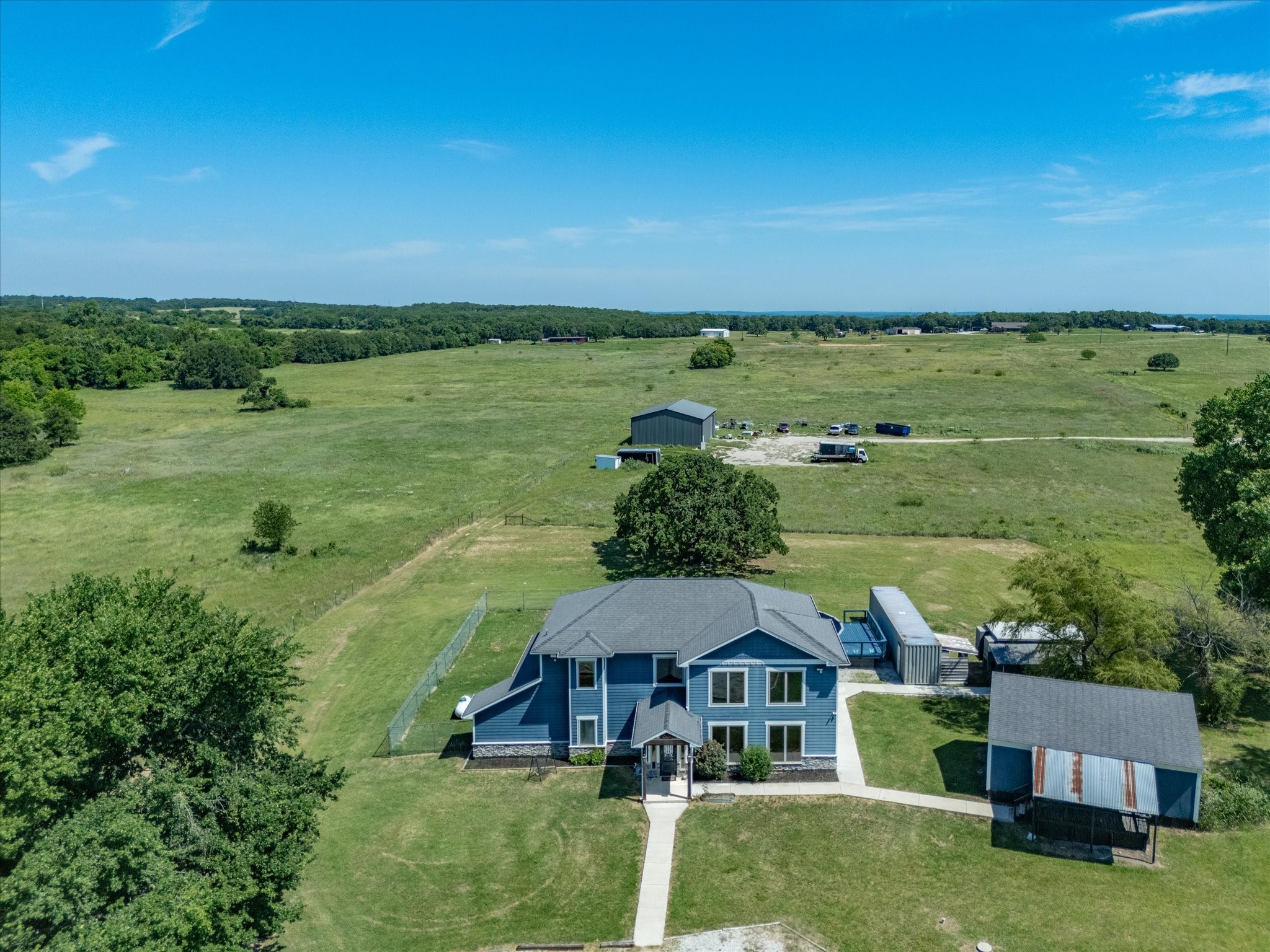 1184 County Road 1785 Sunset TX 76270
