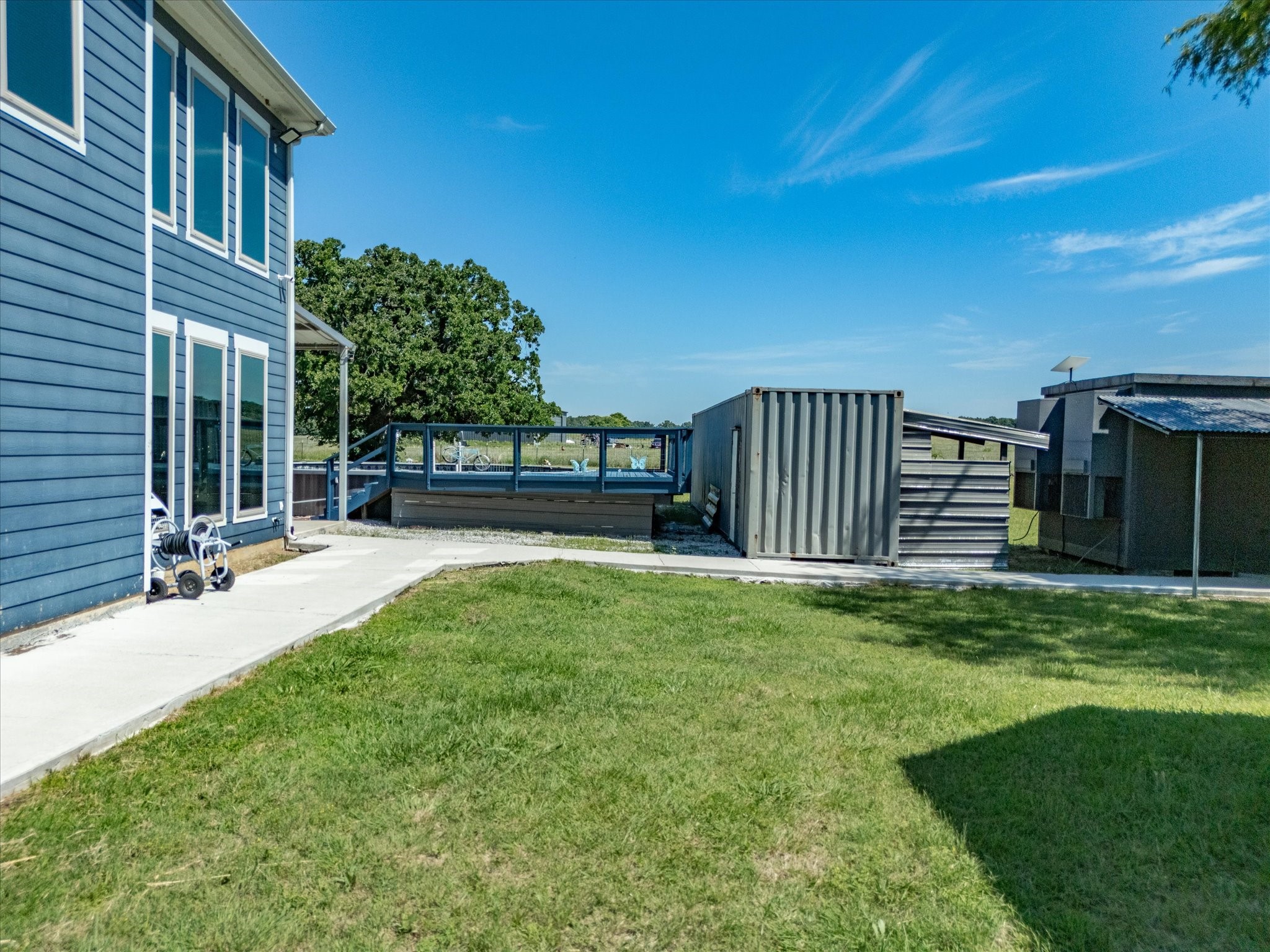 1184 County Road 1785 Sunset TX 76270