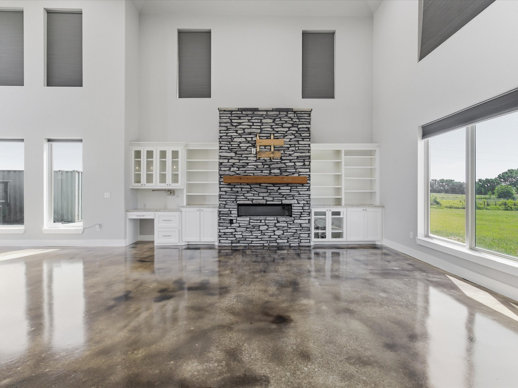 1184 County Road 1785 Sunset TX 76270
