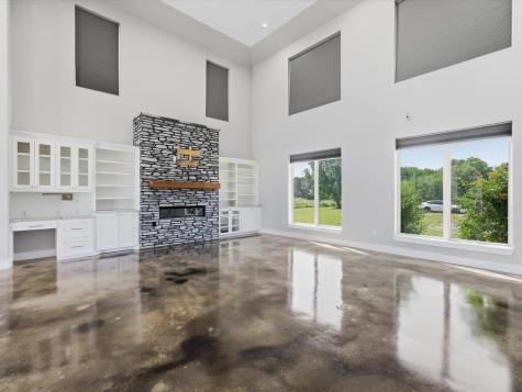1184 County Road 1785 Sunset TX 76270