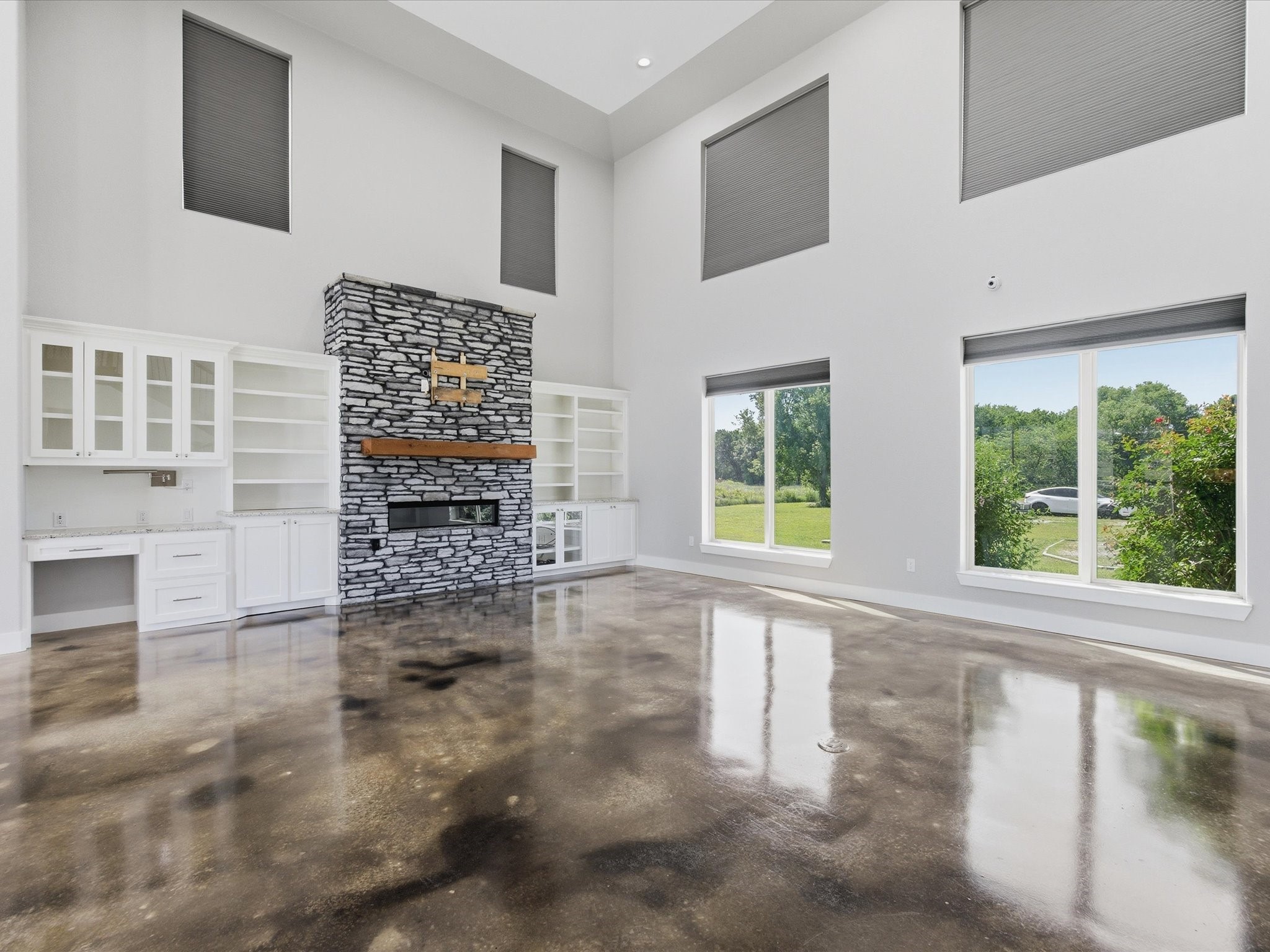 1184 County Road 1785 Sunset TX 76270