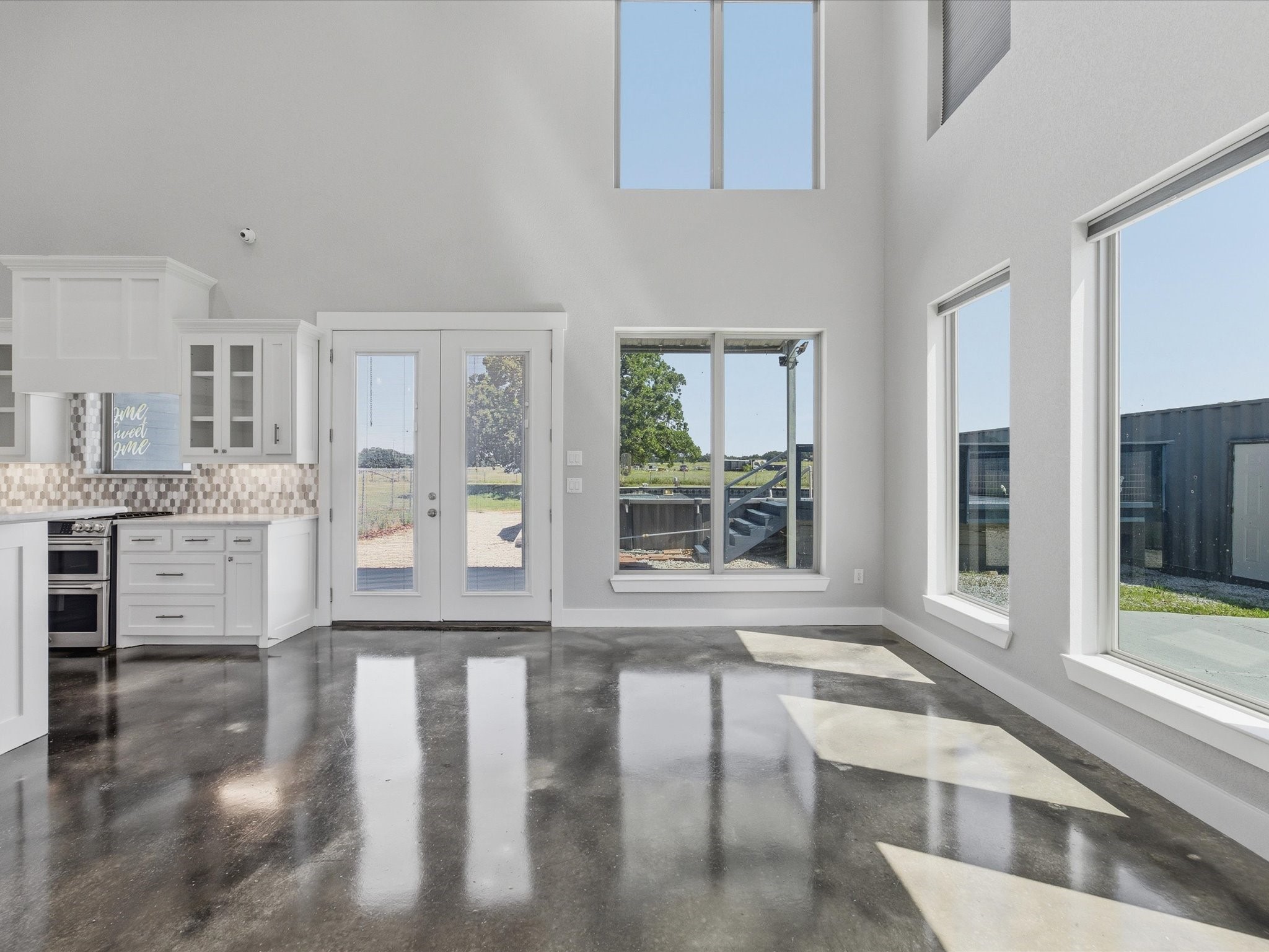 1184 County Road 1785 Sunset TX 76270