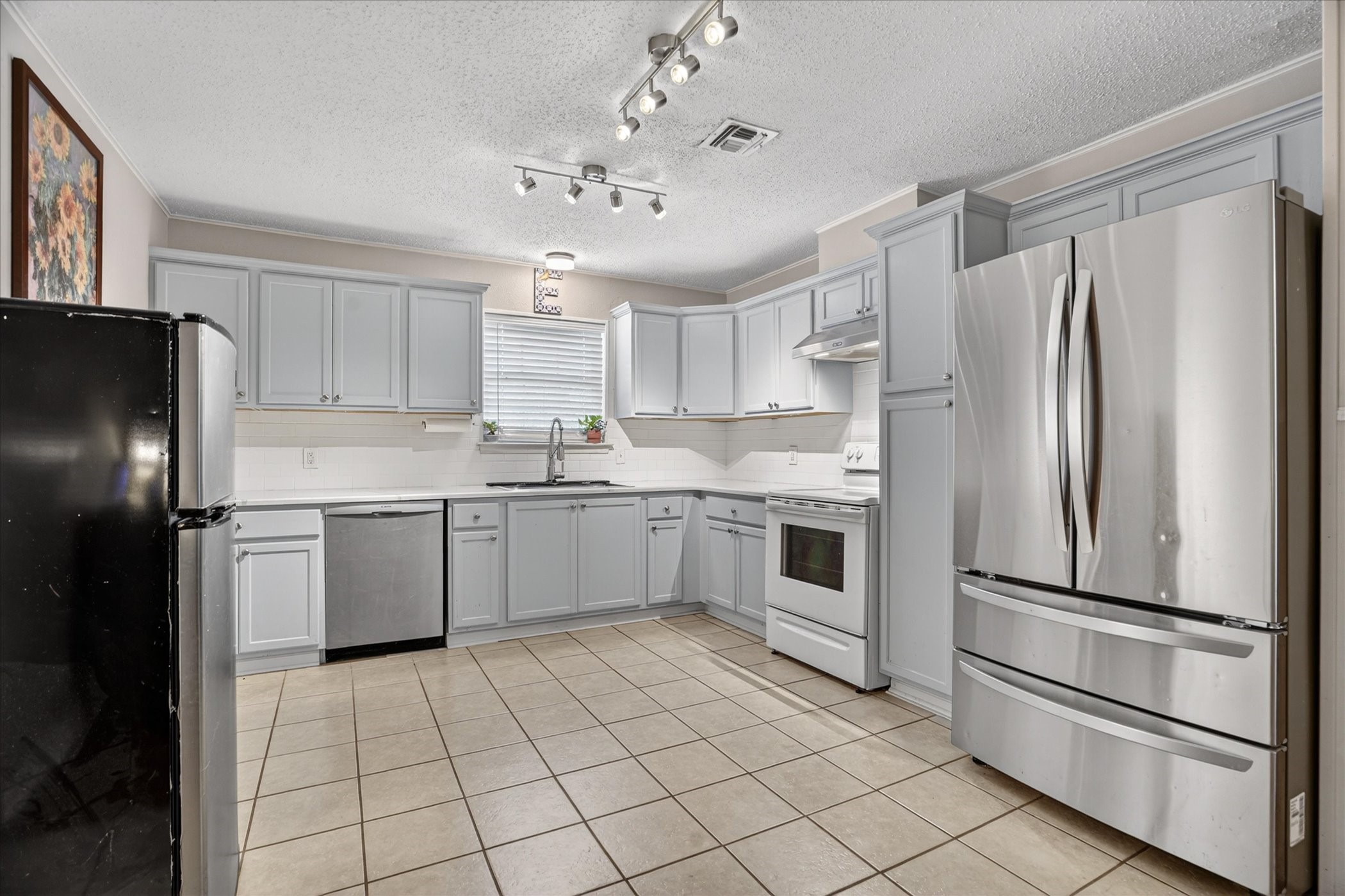 408 Grandview Drive Granbury TX 76049