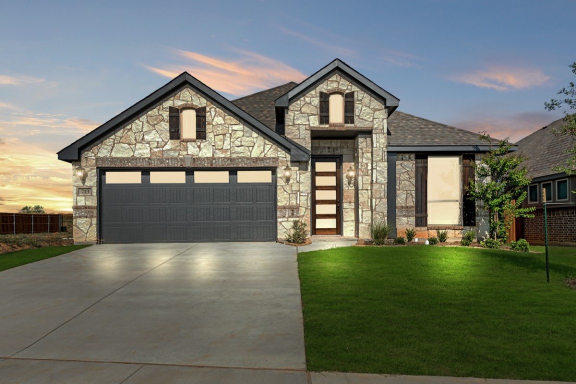 713 Godley Ranch Godley TX 76044