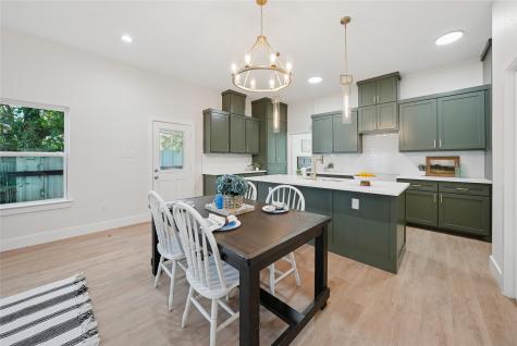 830 Stamps Avenue Fort Worth TX 76114