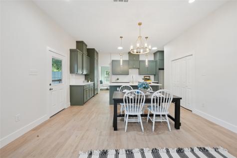830 Stamps Avenue Fort Worth TX 76114