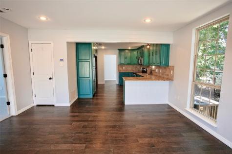 1214 3rd Street Graham TX 76450
