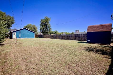 1214 3rd Street Graham TX 76450