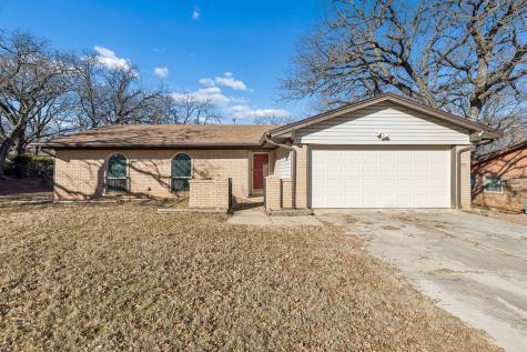 209 N Jarvis Lane Azle TX 76020