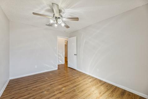 209 N Jarvis Lane Azle TX 76020