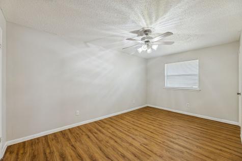 209 N Jarvis Lane Azle TX 76020