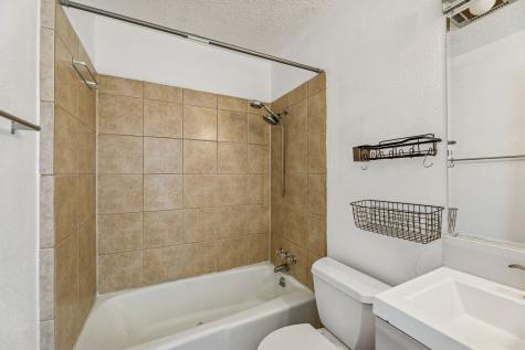 209 N Jarvis Lane Azle TX 76020