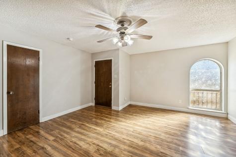 209 N Jarvis Lane Azle TX 76020