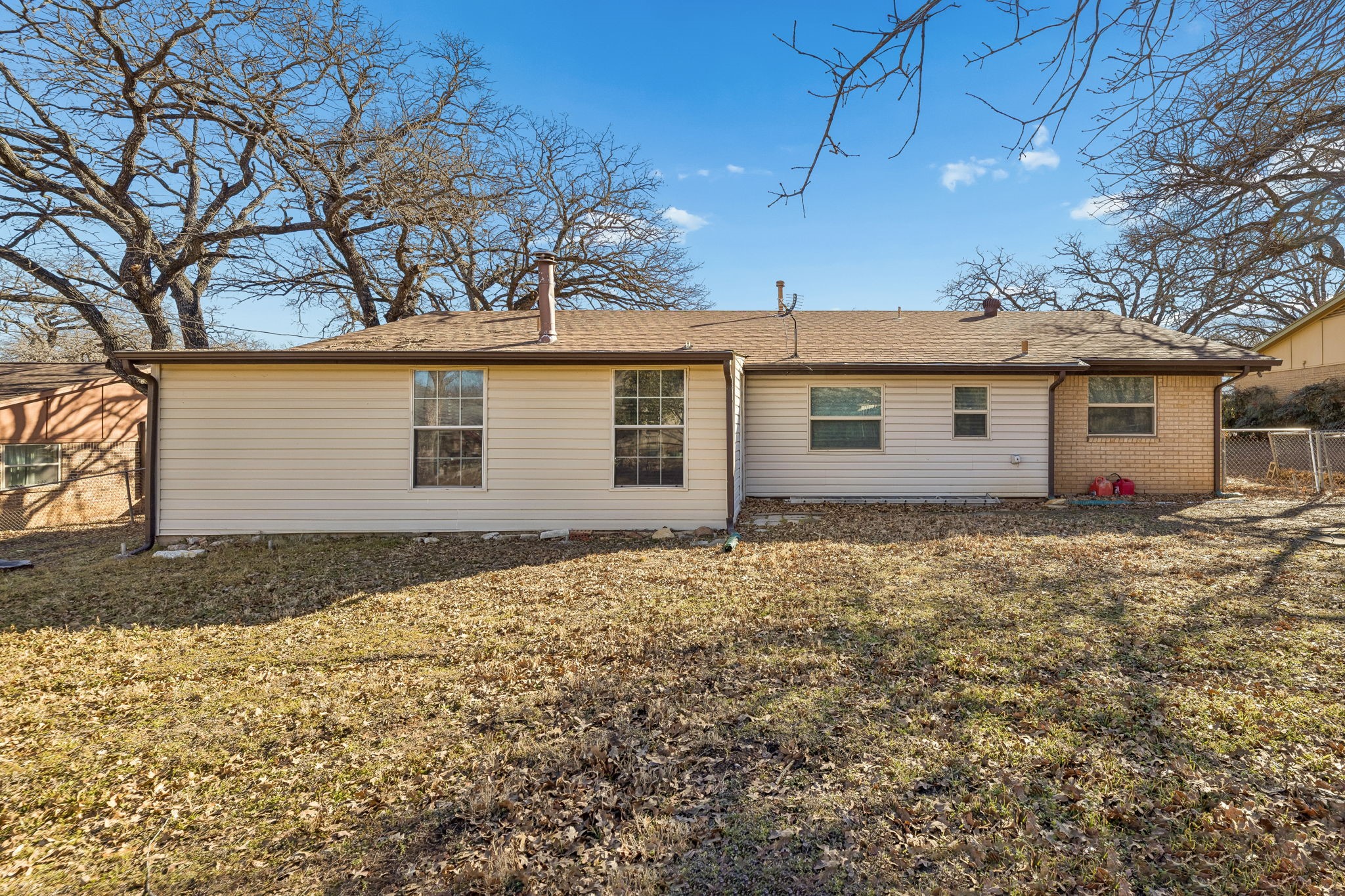 209 N Jarvis Lane Azle TX 76020
