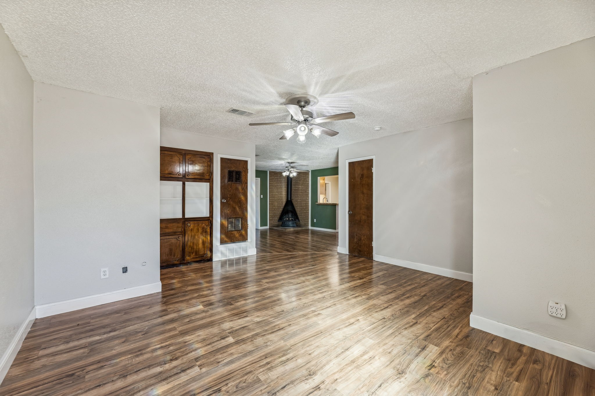 209 N Jarvis Lane Azle TX 76020