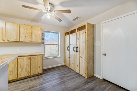 209 N Jarvis Lane Azle TX 76020
