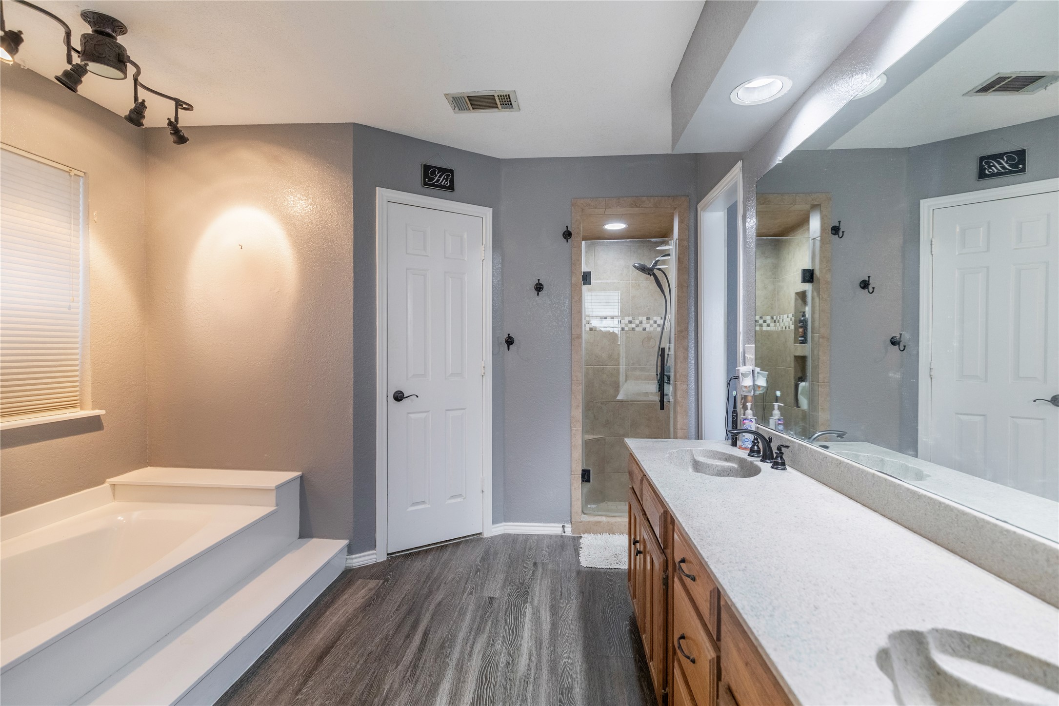 2108 Oakmeadow Place Bedford TX 76021