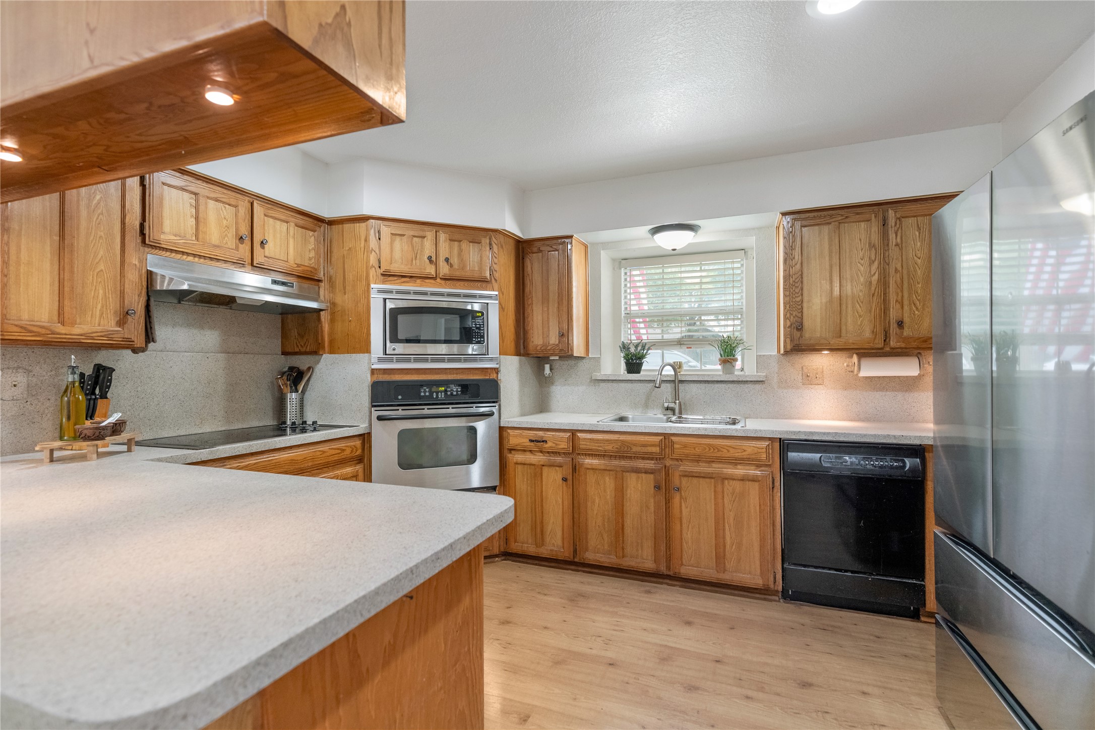 2108 Oakmeadow Place Bedford TX 76021