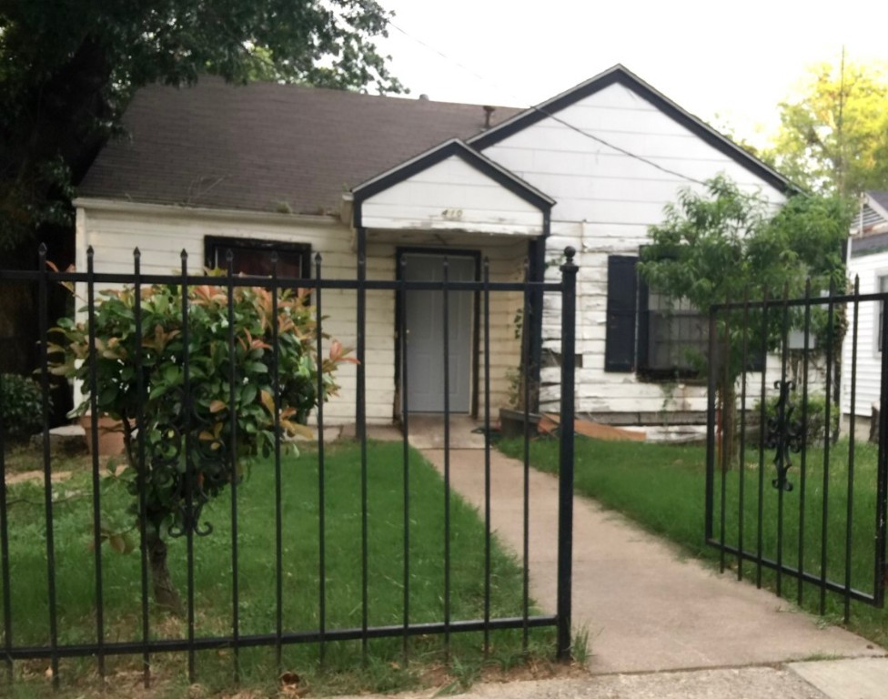 410 Avenue J Dallas TX 75203