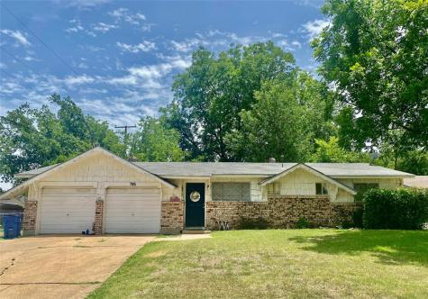 705 SW Sundown Trail Burleson TX 76028