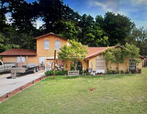 1643 Scotland Avenue Azle TX 76020