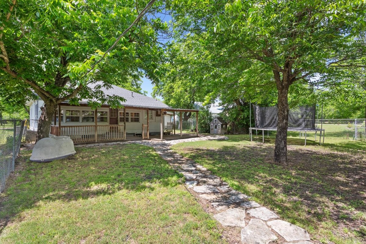 102 S Hogan Street Holland TX 76534