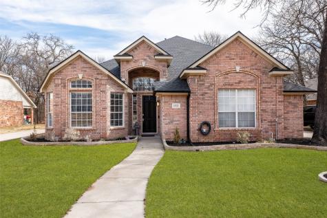 1532 Flying Jib Drive Azle TX 76020
