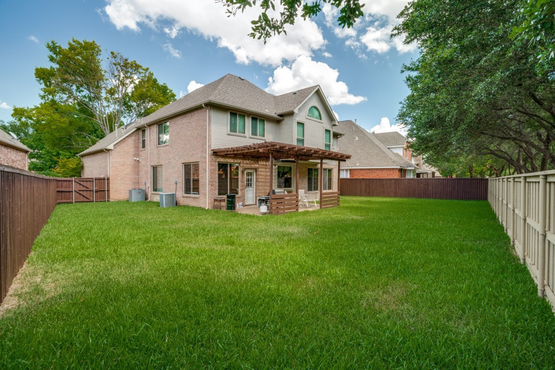 1716 Cross Point Road Mckinney TX 75072