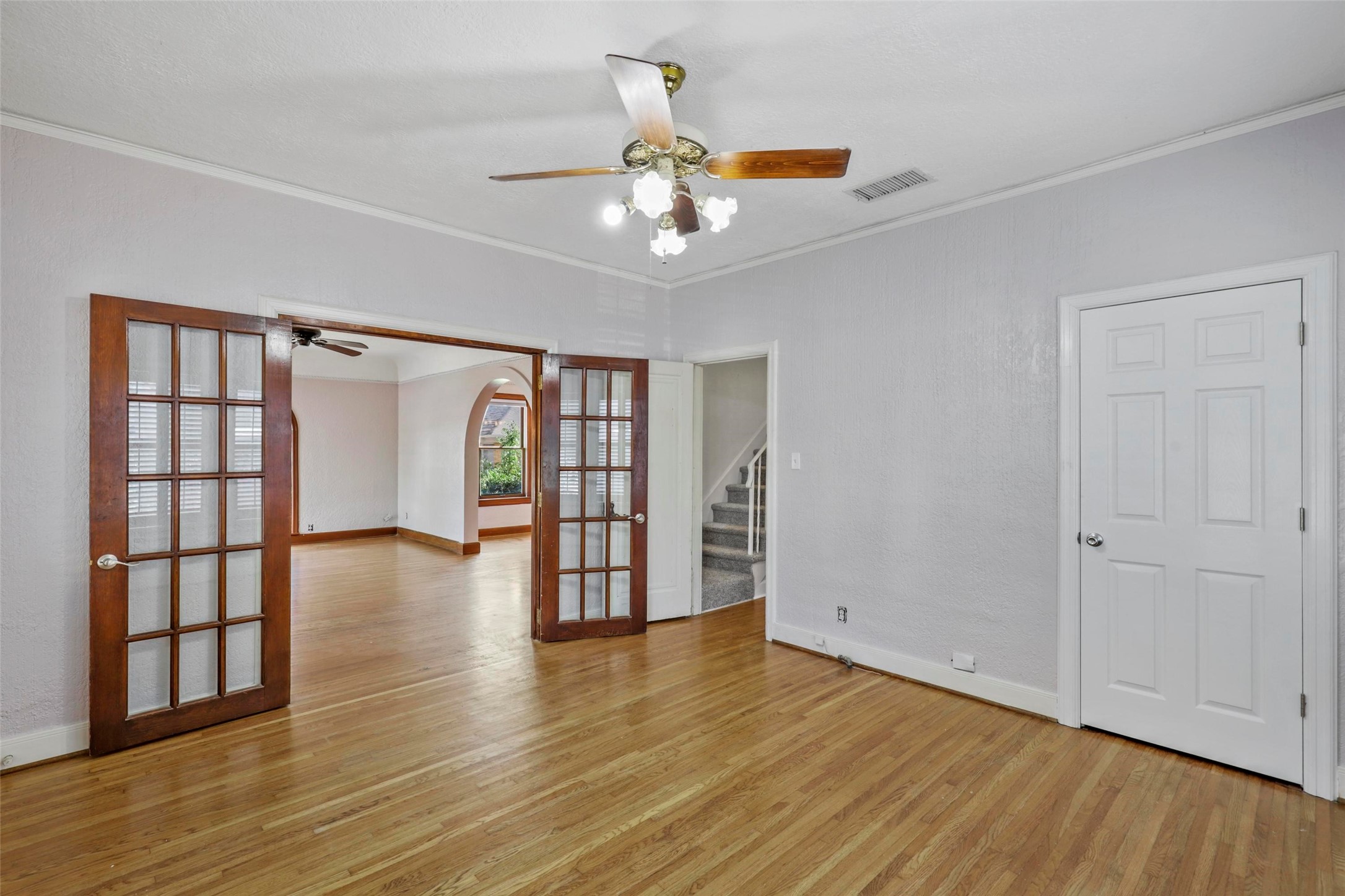 2563 S University Drive Fort Worth TX 76109