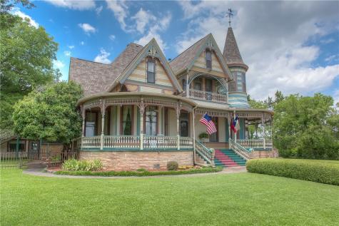 808 S Lamar Street Weatherford TX 76086