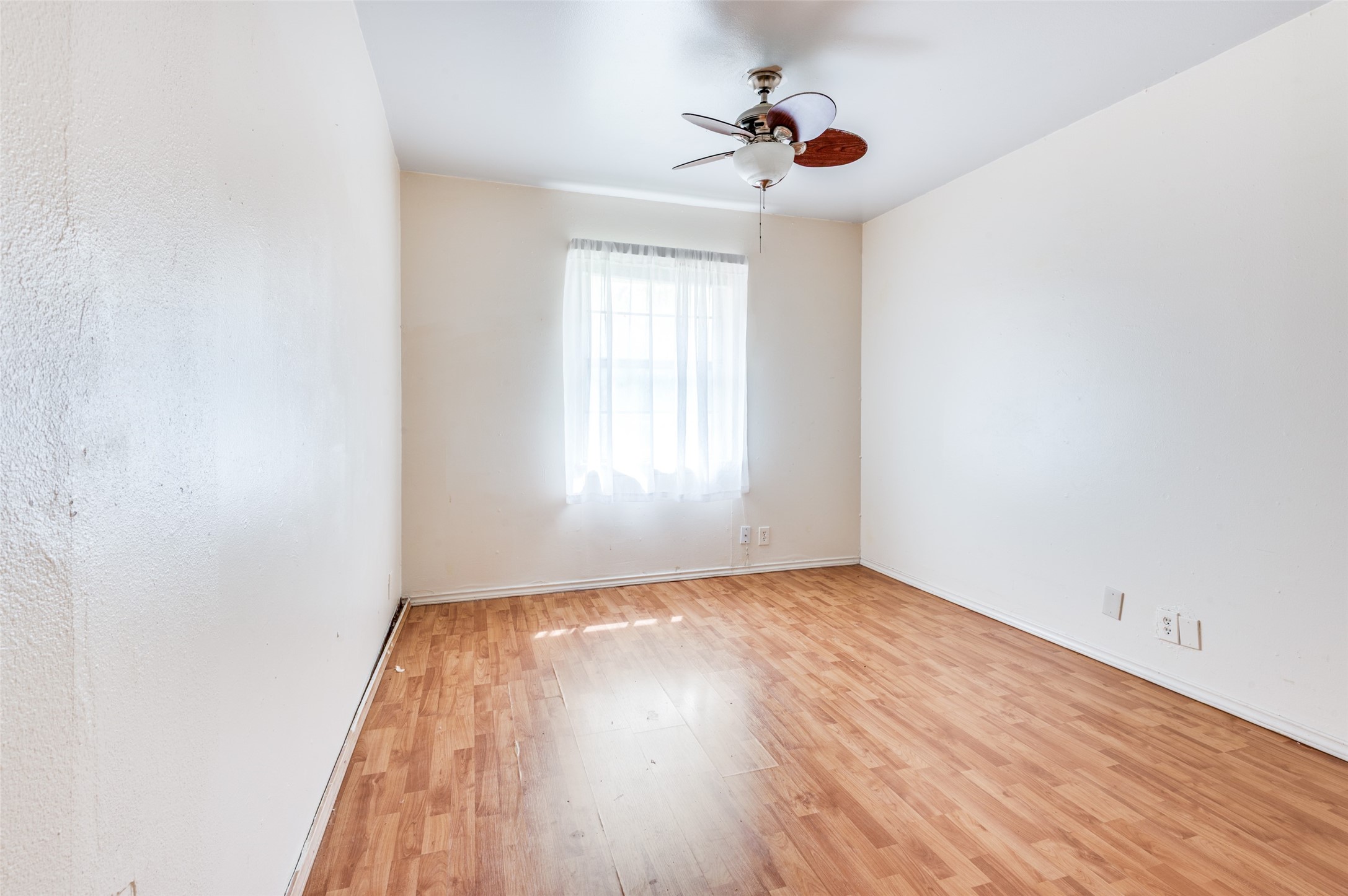 718 Susan Drive Arlington TX 76010