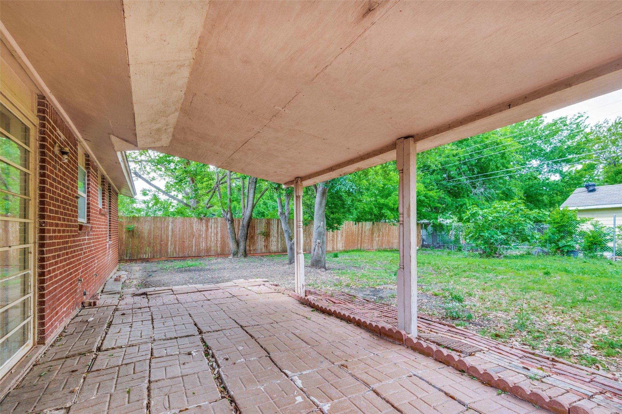 718 Susan Drive Arlington TX 76010