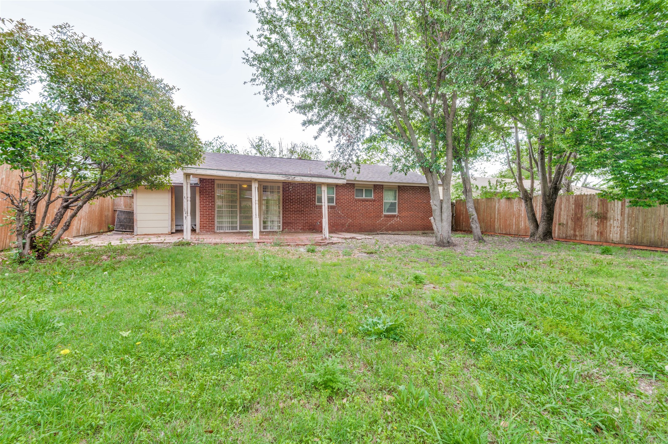 718 Susan Drive Arlington TX 76010