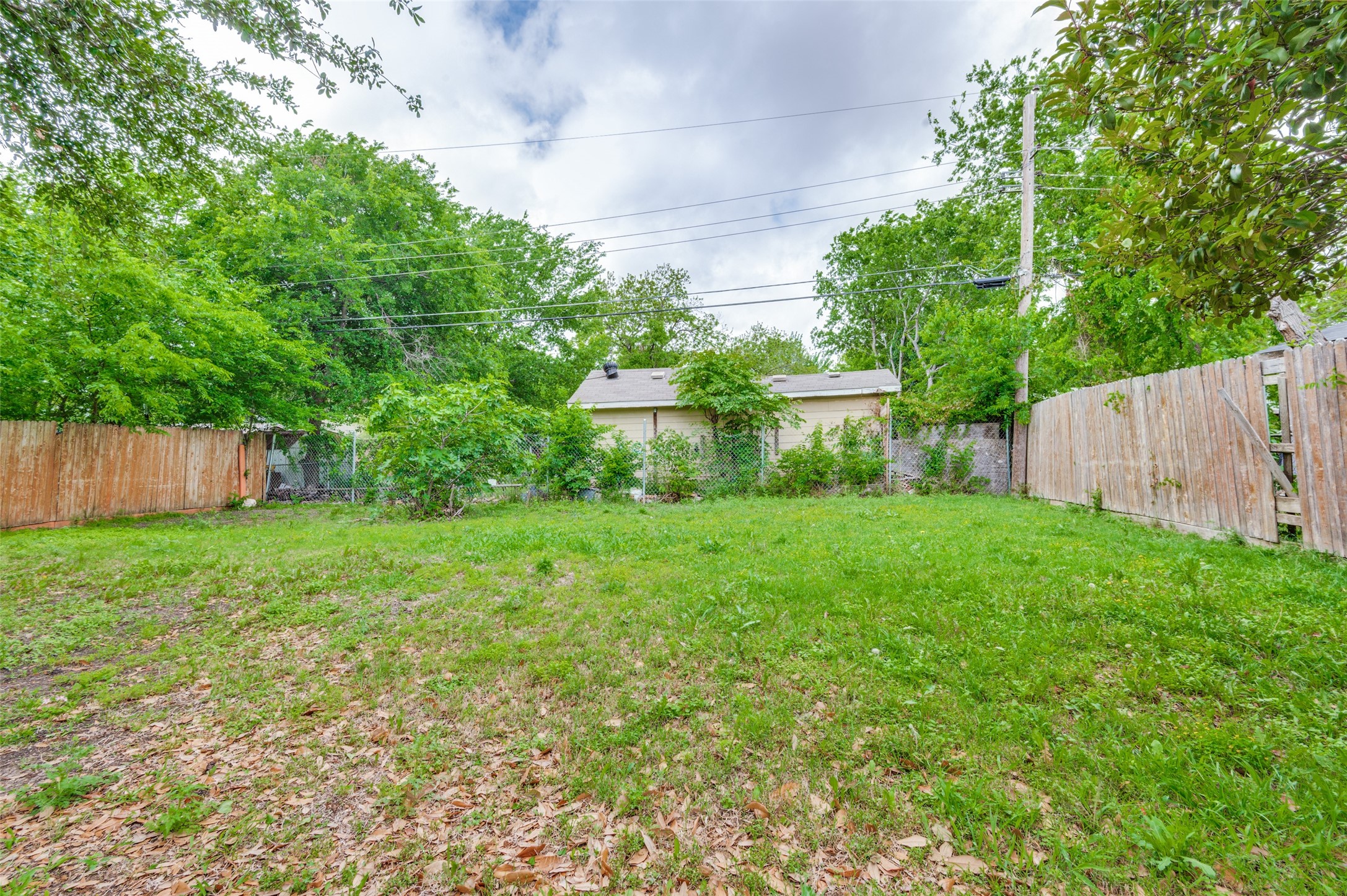 718 Susan Drive Arlington TX 76010